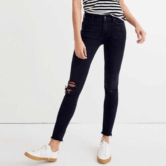 Madewell Denim - Madewell 9” high rise skinny jeans distressed